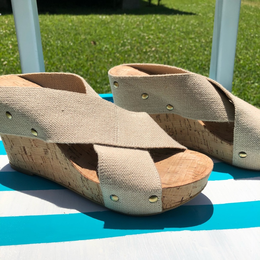Lucky Brand Wedge Sandal